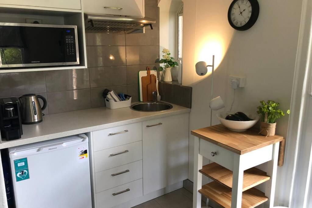East Melbourne City Studio - Amazing Location & Sunny Charm Lejlighed Eksteriør billede
